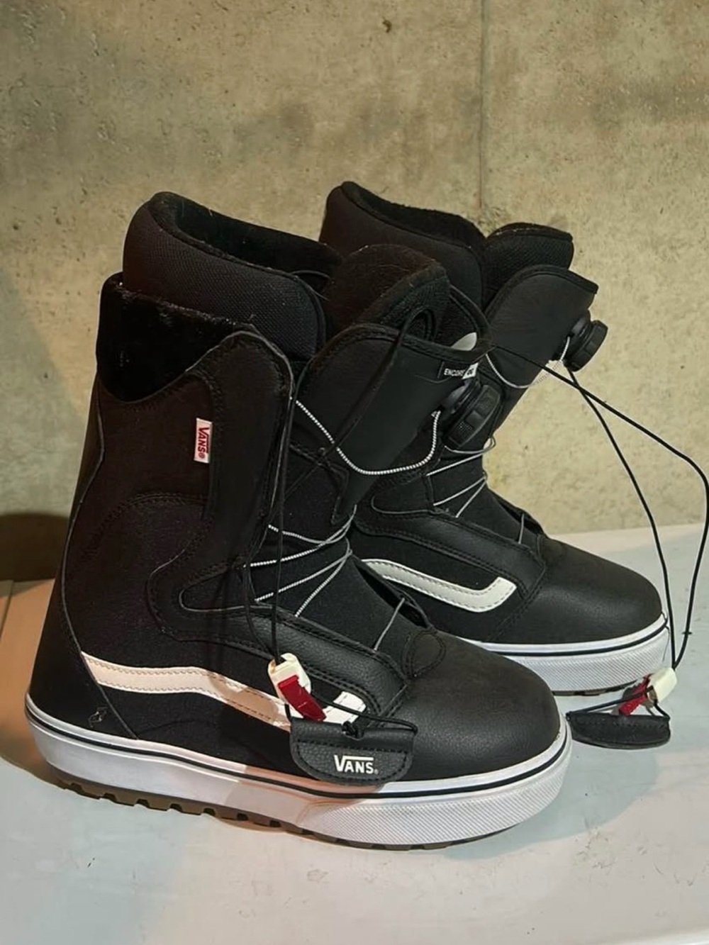 Women’s Vans Snowboard Boots